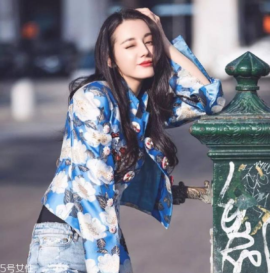 各種長卷發(fā)名稱及圖片 長卷發(fā)圖集 各種長卷發(fā)名稱及圖片 長卷發(fā)圖集