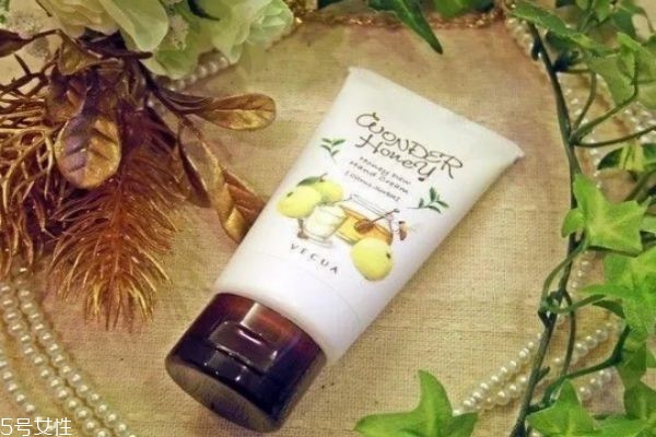 什么護手霜最補水 哪種護手霜最滋潤 什么護手霜最補水 哪種護手霜最滋潤