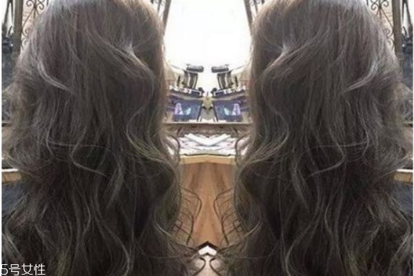 2019年流行什么卷發(fā) 2019年流行的長發(fā)波浪卷 2019年流行什么卷發(fā) 2019年流行的長發(fā)波浪卷