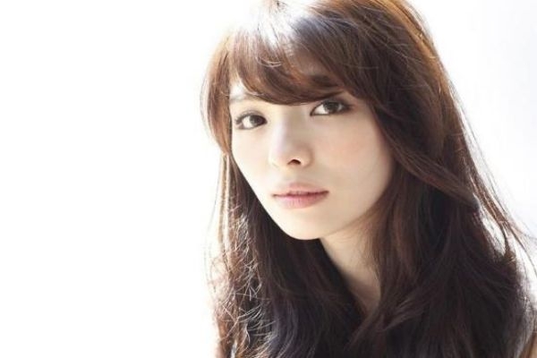 長寬臉適合什么發(fā)型 長寬臉女生適合的發(fā)型 長寬臉適合什么發(fā)型 長寬臉女生適合的發(fā)型