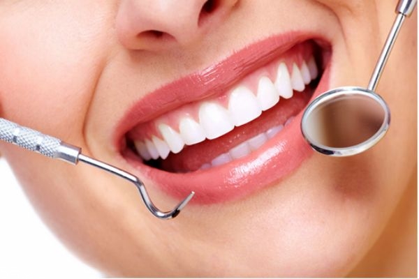 冷光美白牙齒多少錢 冷光美白牙齒后注意事項 冷光美白牙齒多少錢 冷光美白牙齒后注意事項