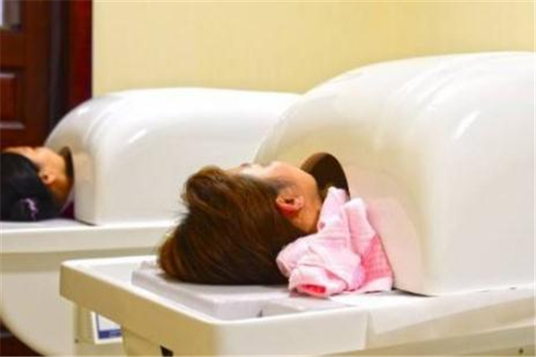 中藥熏蒸有效滋潤(rùn)皮膚使之健康長(zhǎng)壽