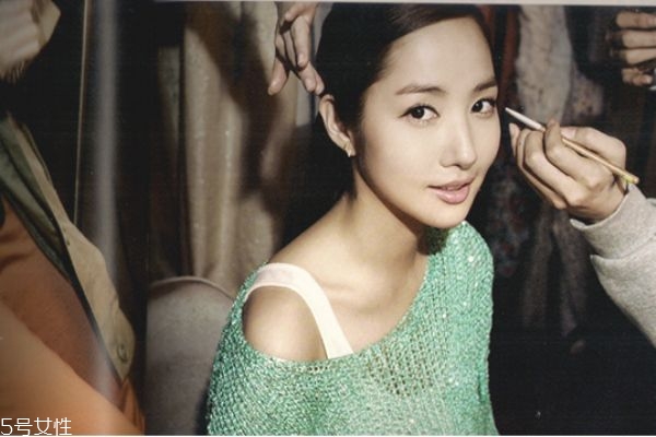 削骨手術危險大嗎 削骨瘦臉手術會出現(xiàn)什么并發(fā)癥 削骨手術危險大嗎 削骨瘦臉手術會出現(xiàn)什么并發(fā)癥