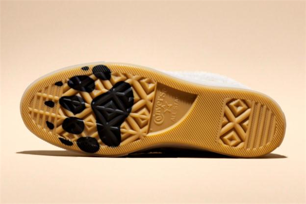 clot匡威北極熊聯(lián)名多少錢 原價并不高 clot匡威北極熊聯(lián)名多少錢 原價并不高