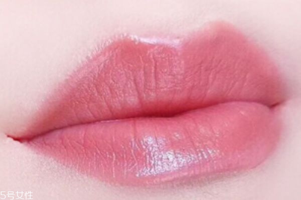 蜜絲佛陀魅惑潤澤修護(hù)唇膏哪個顏色好看 蜜絲佛陀魅惑潤澤修護(hù)唇膏哪個顏色好看