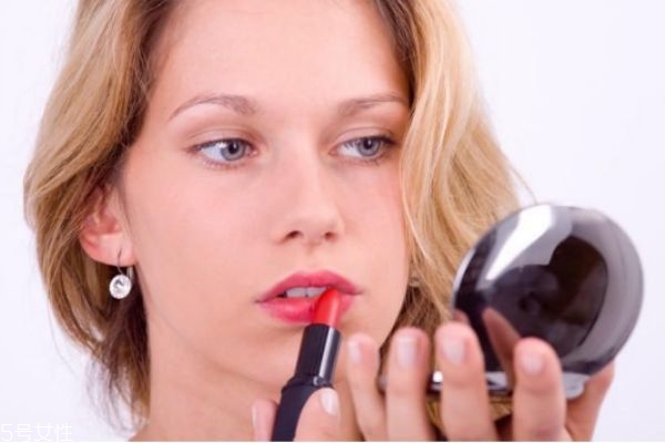 開封的口紅如何保存比較好 口紅四種保存的方法