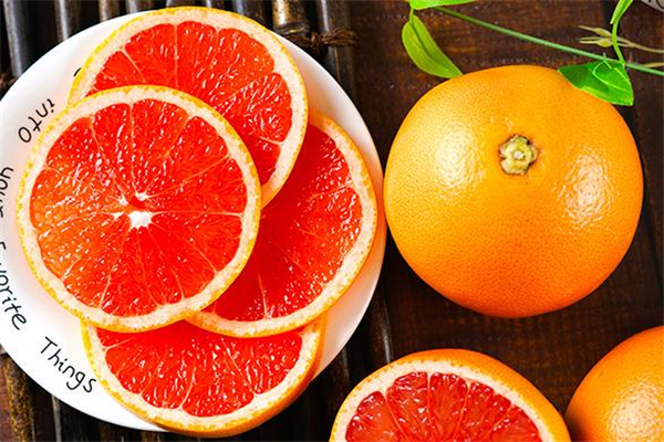 葡萄柚可以空腹吃嗎 對胃部有損害