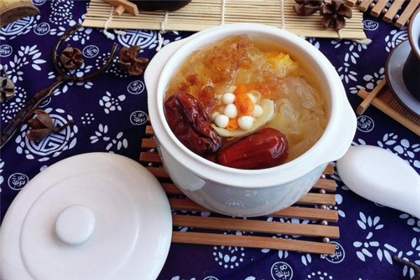 桃膠發(fā)黑是怎么回事 可能含有雜質(zhì) 桃膠發(fā)黑是怎么回事 可能含有雜質(zhì)