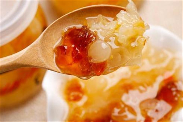 桃膠飯前吃還是飯后吃好 桃膠最佳食用時(shí)間 桃膠飯前吃還是飯后吃好 桃膠最佳食用時(shí)間