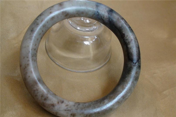 青花玉怎么鑒別 用這些方法 青花玉怎么鑒別 用這些方法