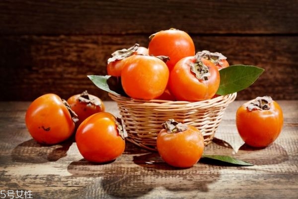 皮膚過敏能吃柿子嗎 四類人不宜多吃柿子 皮膚過敏能吃柿子嗎 四類人不宜多吃柿子