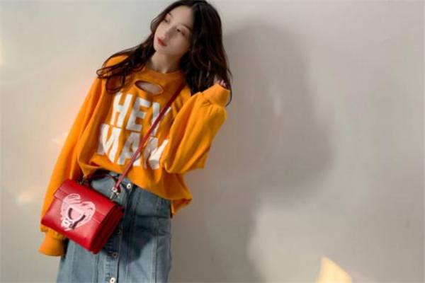 2019coccinelle情人節(jié)限定包包在哪買 愛(ài)的完美表達(dá)