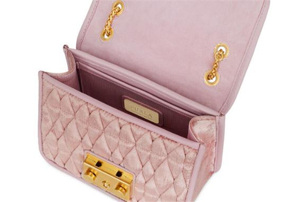 2019furla情人節(jié)限定包包價格 質(zhì)感一級棒 2019furla情人節(jié)限定包包價格 質(zhì)感一級棒