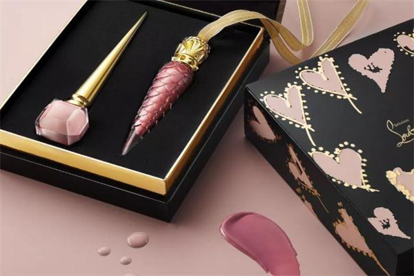 2019cl情人節(jié)限定唇釉套裝價格 限定蘿卜丁套盒 2019cl情人節(jié)限定唇釉套裝價格 限定蘿卜丁套盒