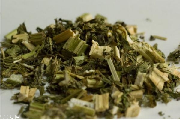 經(jīng)期泡什么水喝比較好 月經(jīng)期間喝什么水最好 經(jīng)期泡什么水喝比較好 月經(jīng)期間喝什么水最好