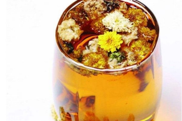 冬天喝什么水去痘 冬天喝水注意事項 冬天喝什么水去痘 冬天喝水注意事項