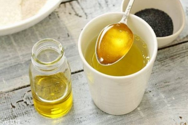 橄欖油面膜怎么做 橄欖油面膜作用 橄欖油面膜怎么做 橄欖油面膜作用