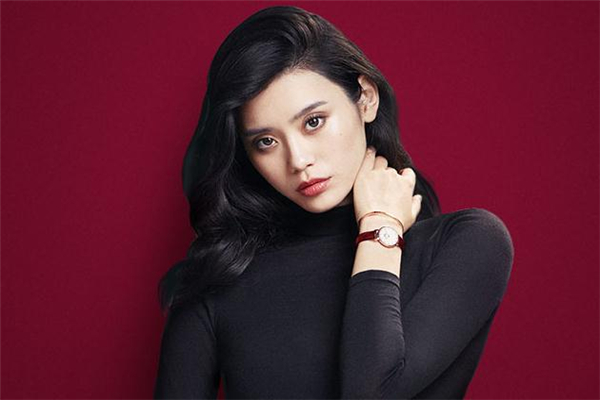 2019dw情人節(jié)限量手表禮盒價(jià)格 表達(dá)濃濃愛意 2019dw情人節(jié)限量手表禮盒價(jià)格 表達(dá)濃濃愛意