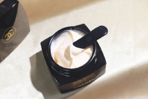 香奈兒奢華乳霜好用嗎 香奈兒奢華精萃乳霜 香奈兒奢華乳霜好用嗎 香奈兒奢華精萃乳霜