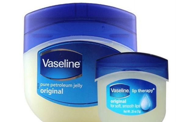 凡士林涂睫毛多久見效 增長睫毛的方法 凡士林涂睫毛多久見效 增長睫毛的方法