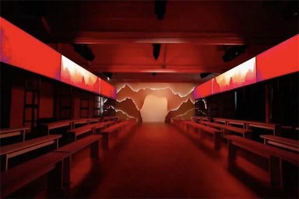 李寧2019紐約時裝周新品預覽 中國李寧強勢登陸 李寧2019紐約時裝周新品預覽 中國李寧強勢登陸