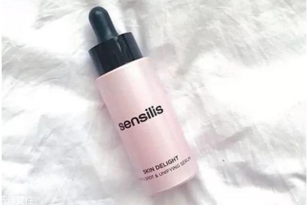 熱門美白精華有哪些 不能錯(cuò)過的美白精華排行榜 熱門美白精華有哪些 不能錯(cuò)過的美白精華排行榜