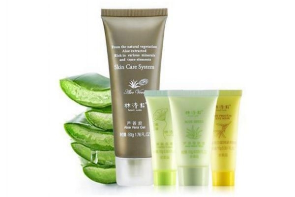 完美和林清軒蘆薈膠哪個(gè)好用 林清軒蘆薈膠的多種用法 完美和林清軒蘆薈膠哪個(gè)好用 林清軒蘆薈膠的多種用法