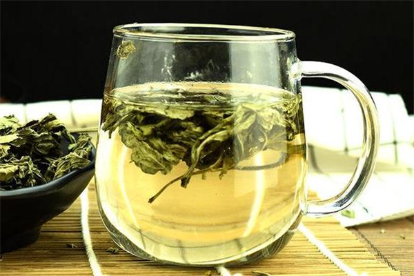 荷葉茶晚上能喝嗎 可以適量飲用