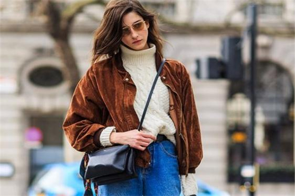 巧克力色衣服顯老嗎 氣質(zhì)咖首選 巧克力色衣服顯老嗎 氣質(zhì)咖首選