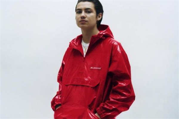 supreme2019春夏新品發(fā)售時間 多款聯(lián)名強(qiáng)勢登場 supreme2019春夏新品發(fā)售時間 多款聯(lián)名強(qiáng)勢登場