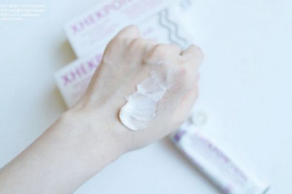 角質(zhì)層薄用什么護(hù)膚品？角質(zhì)層薄用什么洗面奶？