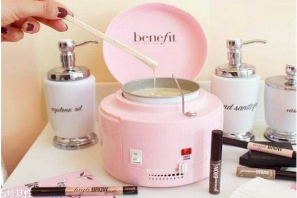 貝玲妃有哪些明星產品 貝玲妃適合什么年齡