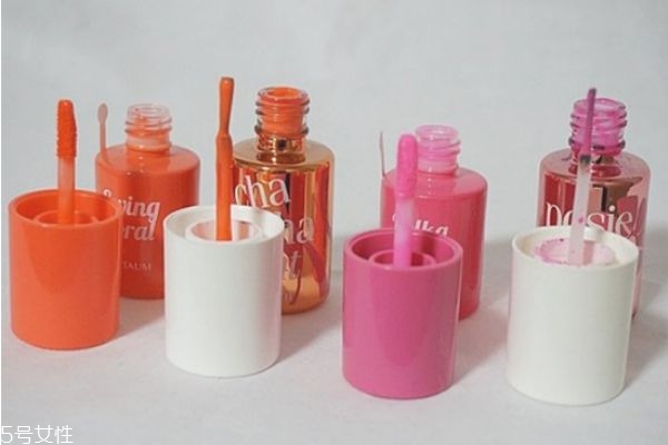 貝玲妃胭脂水有哪幾款 benefit的胭脂水 貝玲妃胭脂水有哪幾款 benefit的胭脂水