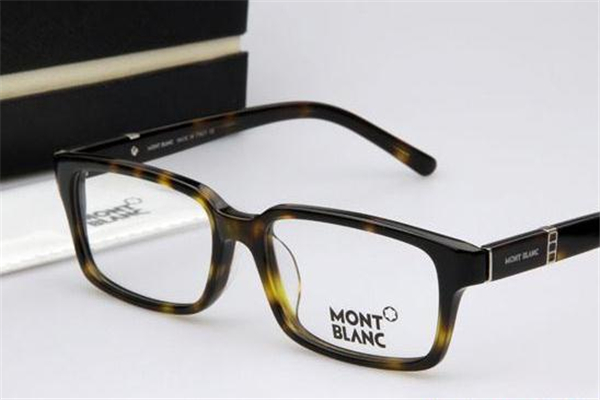 萬(wàn)寶龍眼鏡多少錢(qián) 千元起步 萬(wàn)寶龍眼鏡多少錢(qián) 千元起步