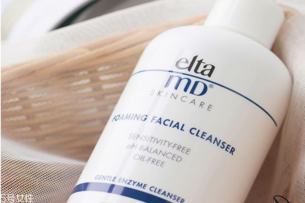 好用氨基酸洗面奶排行 氨基酸洗面奶的分類 好用氨基酸洗面奶排行 氨基酸洗面奶的分類