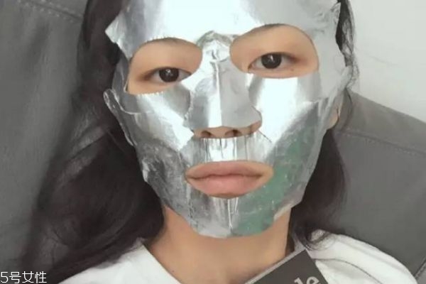 鋼鐵俠面膜敷多長時間 鋼鐵俠面膜的平價替代 鋼鐵俠面膜敷多長時間 鋼鐵俠面膜的平價替代