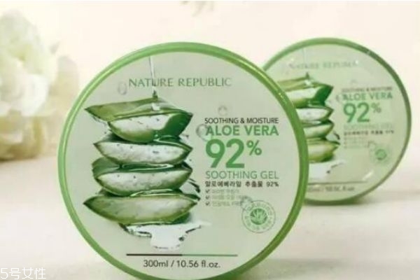 蘆薈膠怎么使用方法 蘆薈膠的功效與作用 蘆薈膠怎么使用方法 蘆薈膠的功效與作用