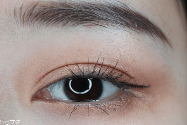 雙色眼影怎么正確使用 雙色眼影推薦 雙色眼影怎么正確使用 雙色眼影推薦