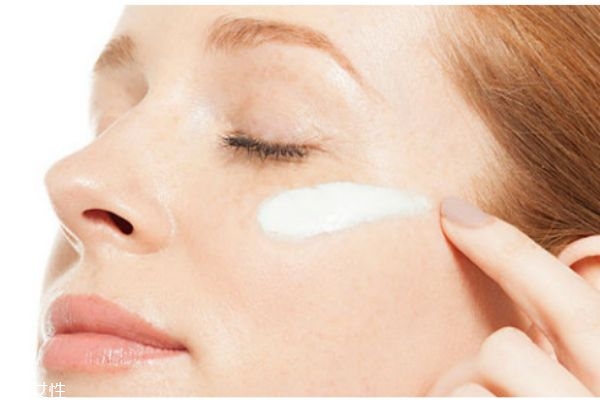 國外防曬霜什么牌子好 日本物理防曬霜排行榜 國外防曬霜什么牌子好 日本物理防曬霜排行榜