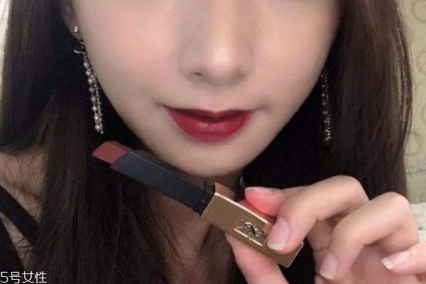 ysl小金條禮盒多少錢 ysl細(xì)管小金條熱門色號(hào)試色 ysl小金條禮盒多少錢 ysl細(xì)管小金條熱門色號(hào)試色