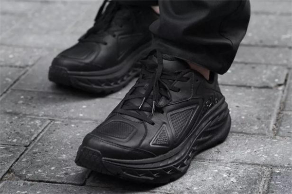 hoka one one怎么讀 發(fā)音很特別 hoka one one怎么讀 發(fā)音很特別