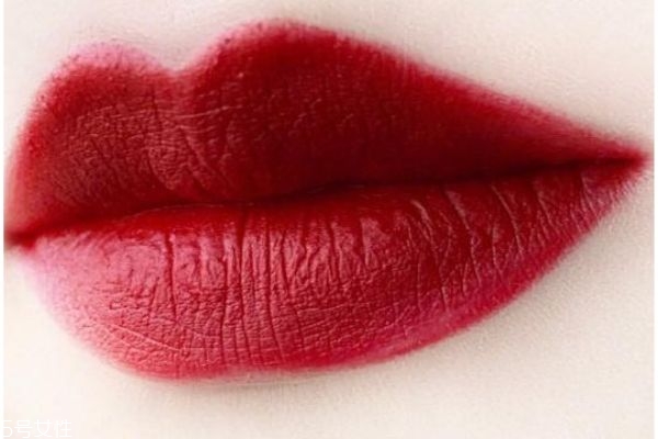 ysl小金條禮盒多少錢 ysl細(xì)管小金條熱門色號(hào)試色 ysl小金條禮盒多少錢 ysl細(xì)管小金條熱門色號(hào)試色