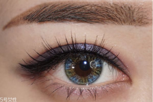 藍(lán)紫色眼影畫法 藍(lán)紫色日常眼影畫法 藍(lán)紫色眼影畫法 藍(lán)紫色日常眼影畫法