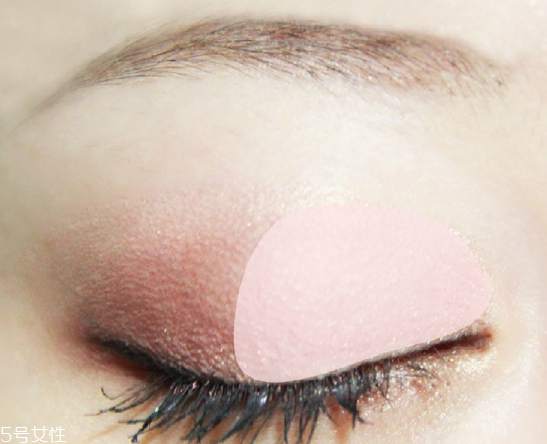 粉紫色眼妝怎么畫(huà) 粉色和紫色眼影的畫(huà)法 粉紫色眼妝怎么畫(huà) 粉色和紫色眼影的畫(huà)法