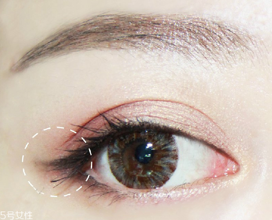 粉紫色眼妝怎么畫(huà) 粉色和紫色眼影的畫(huà)法 粉紫色眼妝怎么畫(huà) 粉色和紫色眼影的畫(huà)法