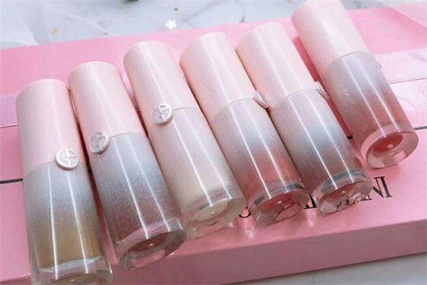 阿瑪尼粉胖丁真假 粉胖丁真假辨別 阿瑪尼粉胖丁真假 粉胖丁真假辨別