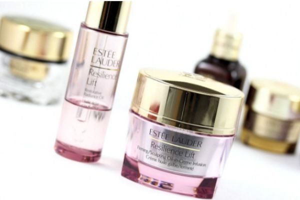 雅詩蘭黛彈性緊實系列適合年齡 雅詩蘭黛彈性緊實介紹 雅詩蘭黛彈性緊實系列適合年齡 雅詩蘭黛彈性緊實介紹