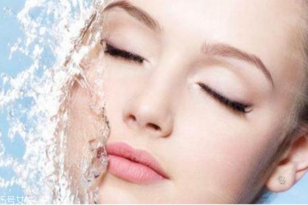 春季護(hù)膚要注意什么 春季護(hù)膚注意事項(xiàng) 春季護(hù)膚要注意什么 春季護(hù)膚注意事項(xiàng)