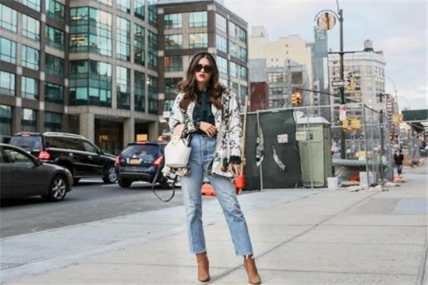 毛衣開衫怎么搭配 解決日常出行搭配 毛衣開衫怎么搭配 解決日常出行搭配