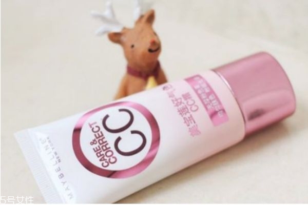 cc和bb霜的使用順序 cc和bb霜不可以同時使用 cc和bb霜的使用順序 cc和bb霜不可以同時使用